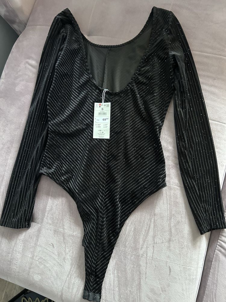 Nowe body reserved S czarne z cekinami wyciecie plecy