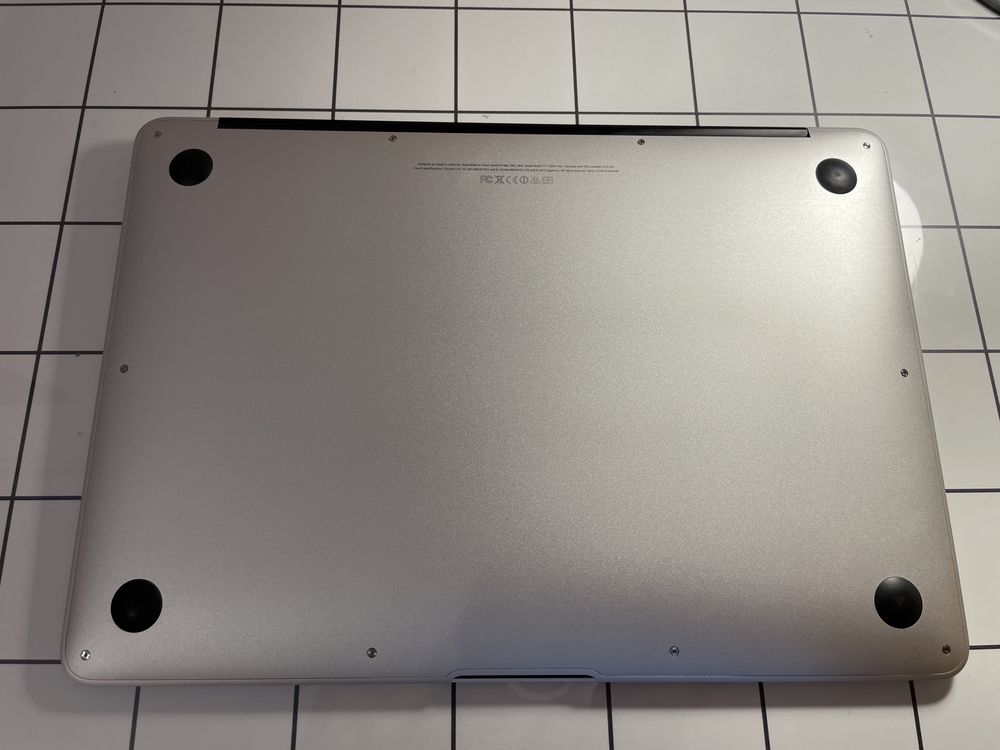 MacBook Air (13-inch, Early 2014)