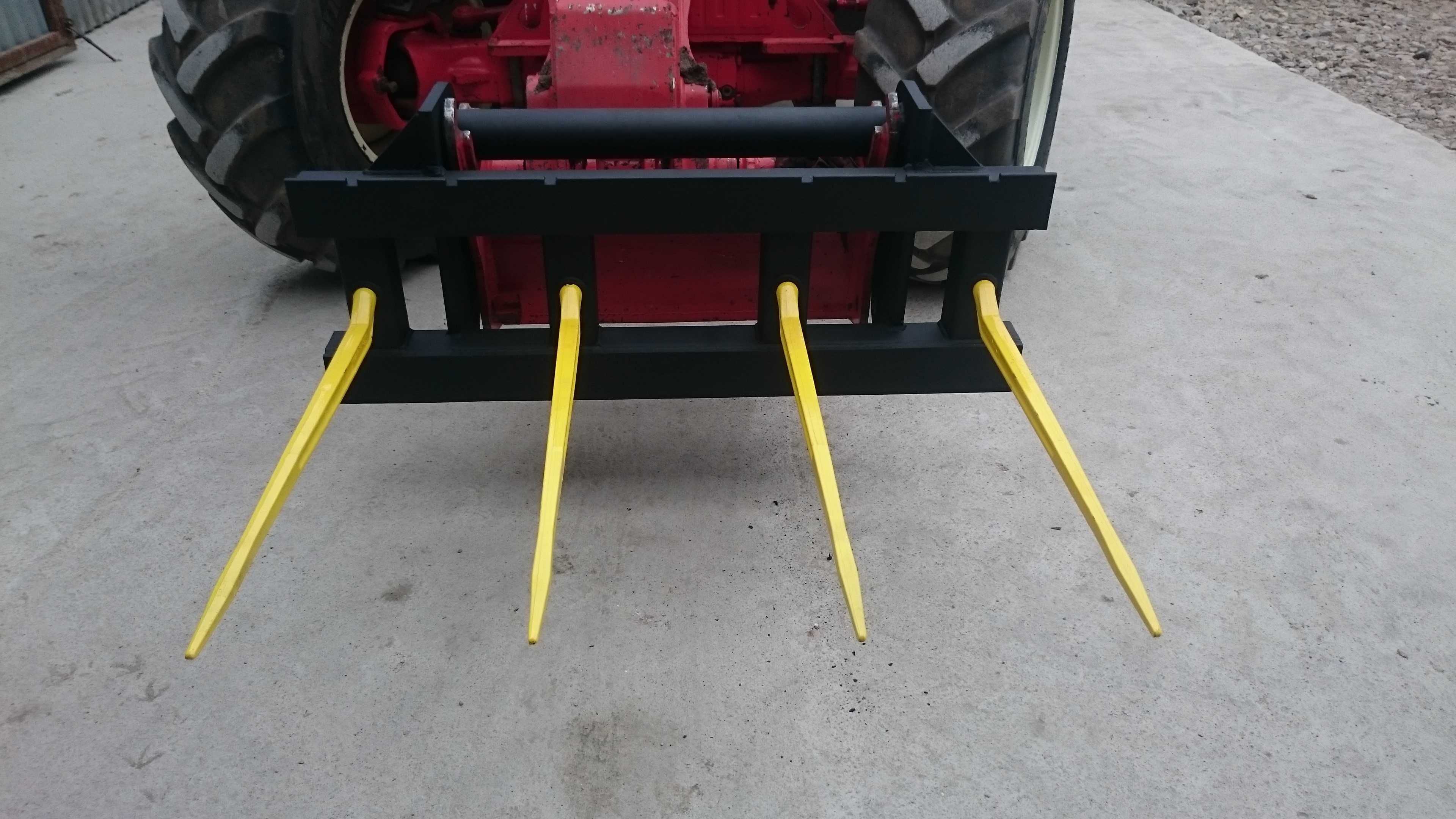 Widły do Palet Manitou Bobcat Massey Ferguson Sambron New Holland CAT