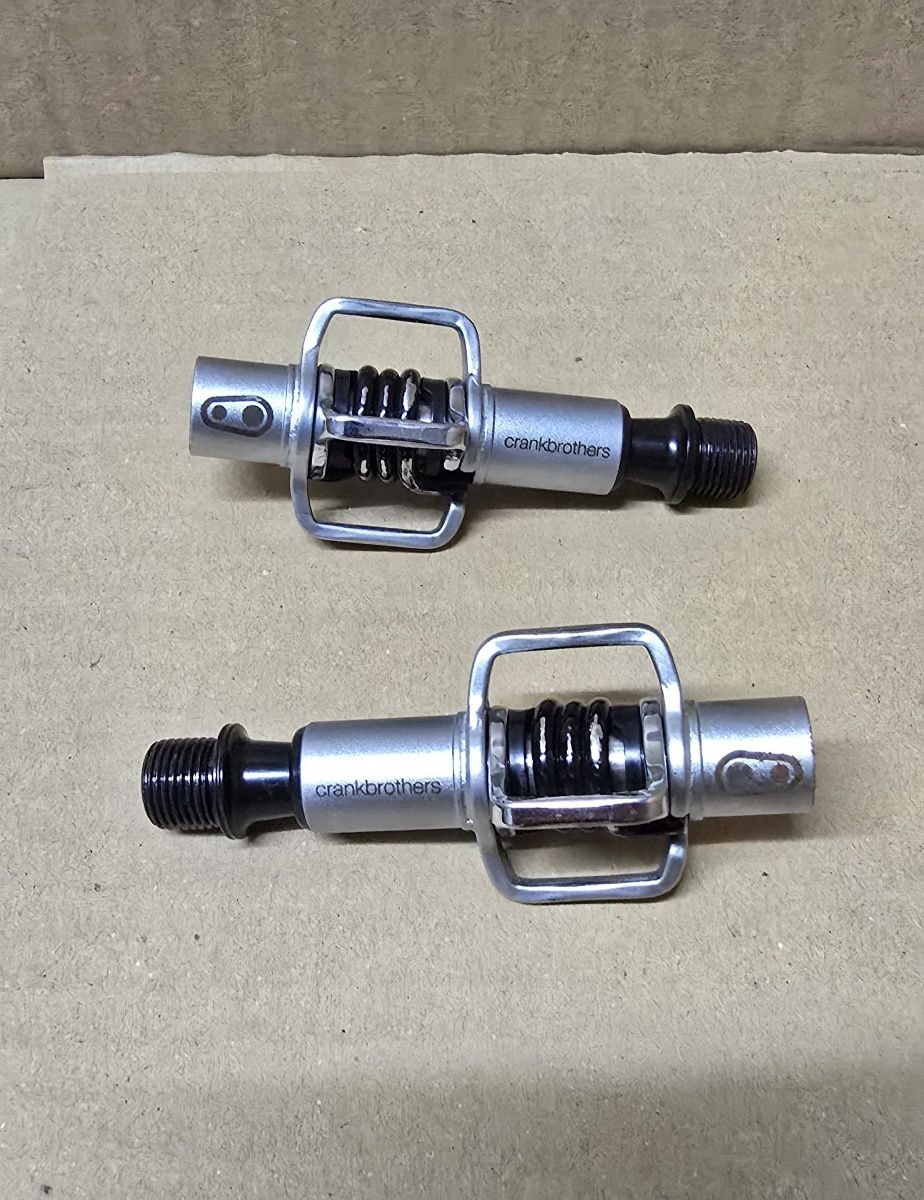 Pedais CRANK BROTHERS Beater Prata Preto