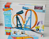 Трек Нескінченна петля Hot Wheels Track Unlimited Infinity Loop Kit