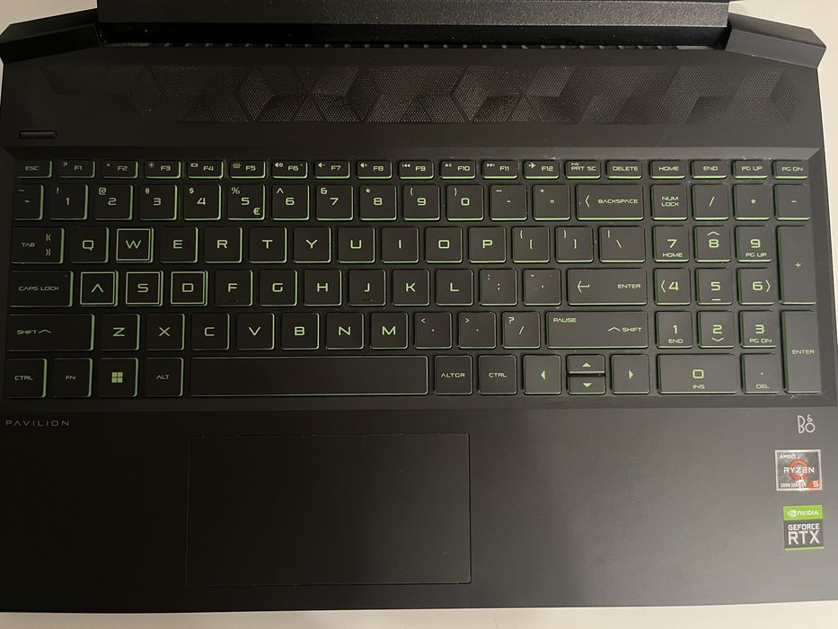 Laptop hp pavilion 15 / ryzen 5 5600 / RTX 3050 / 16gb ram / 512gb SSD