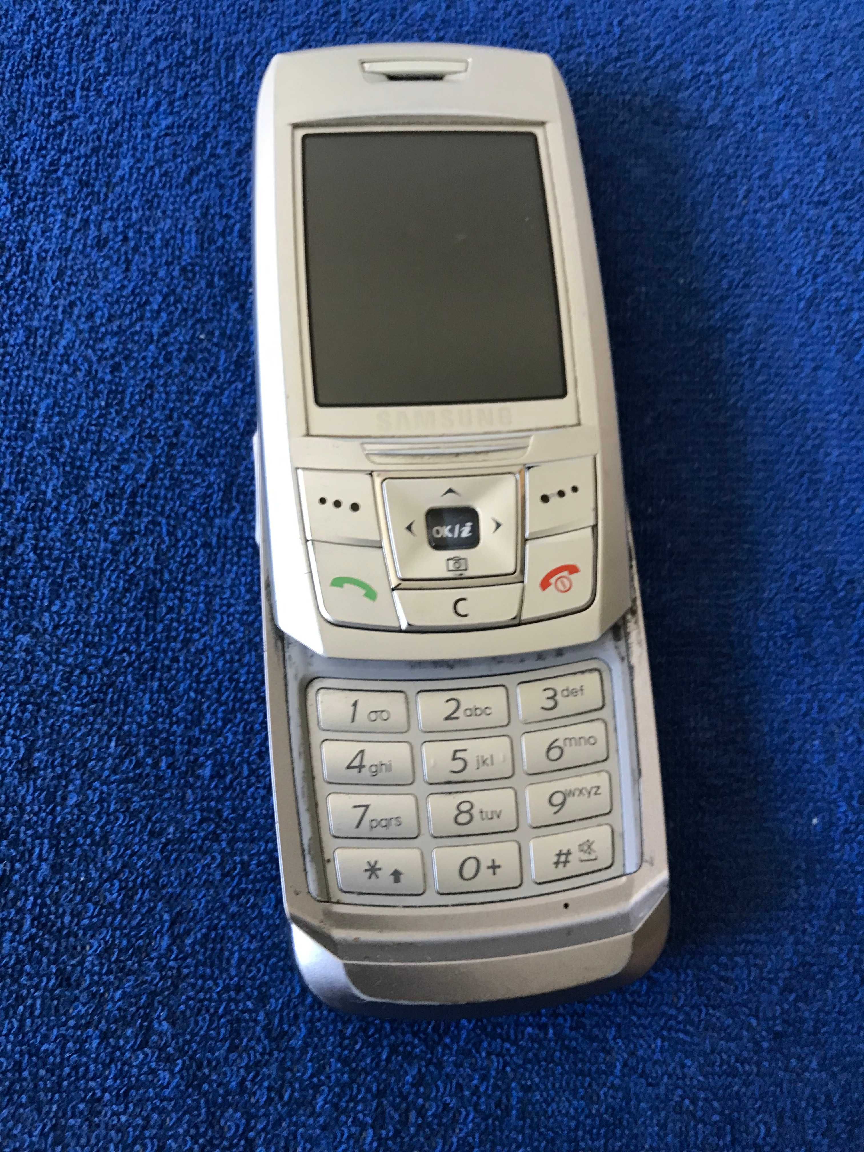 telefon Samsung E 250