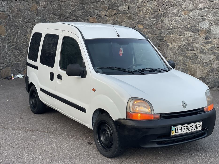 Renault Kangoo • 1.4 бензин • Пасажир • Кондиціонер • Без вкладень