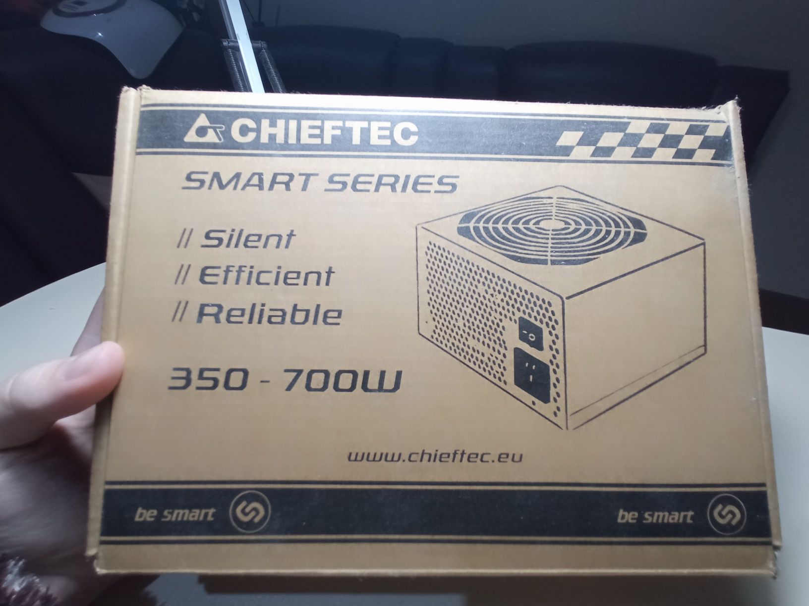 Блок живлення на 700w chieftec smart series