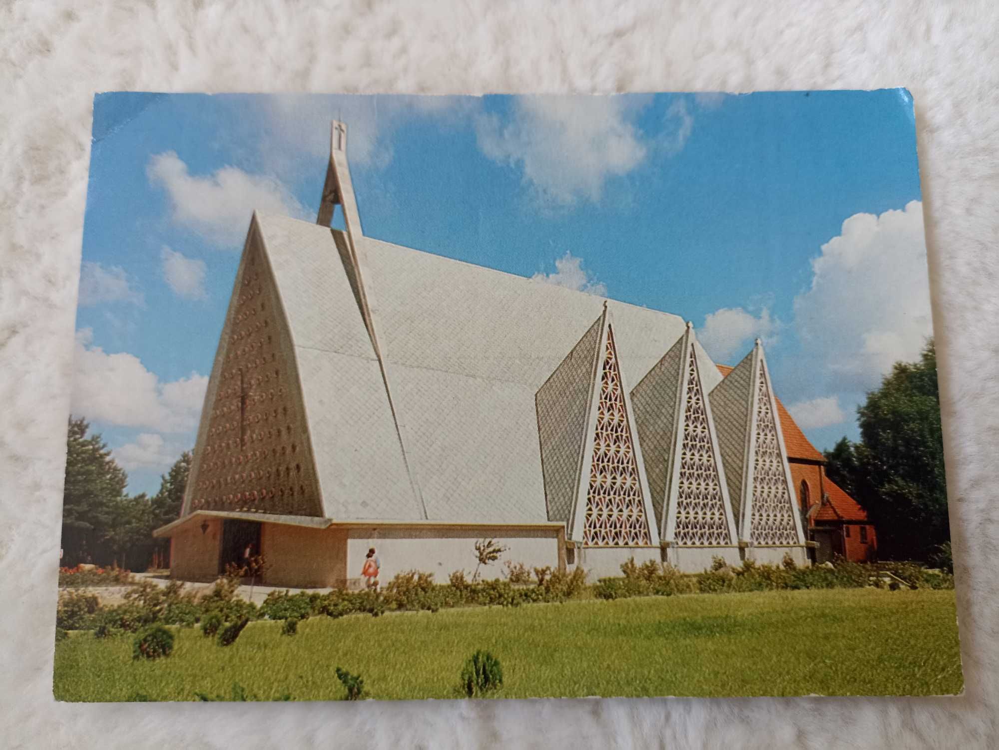 Władysławowo kościół pocztówka z 1995r.