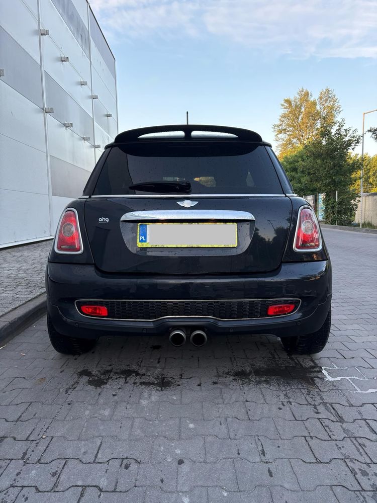 Mini Cooper S r56 2007 rok produkcji 180 KM czarny z dodatkami