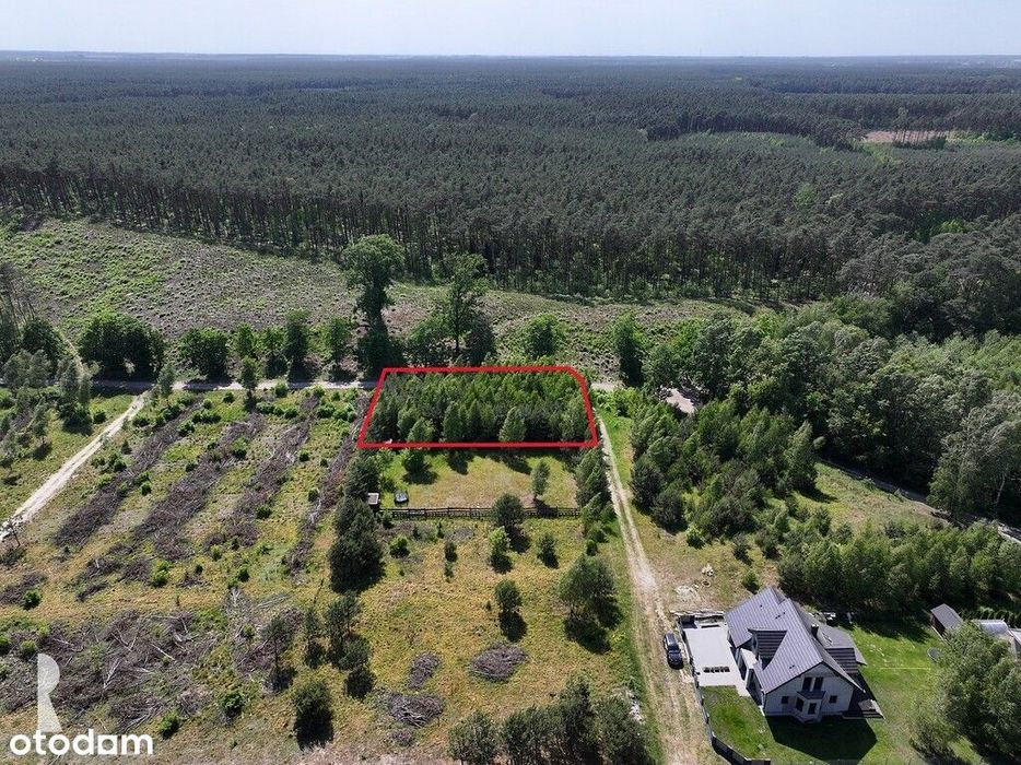 Piękna działka w zielonej okolicy z WZ