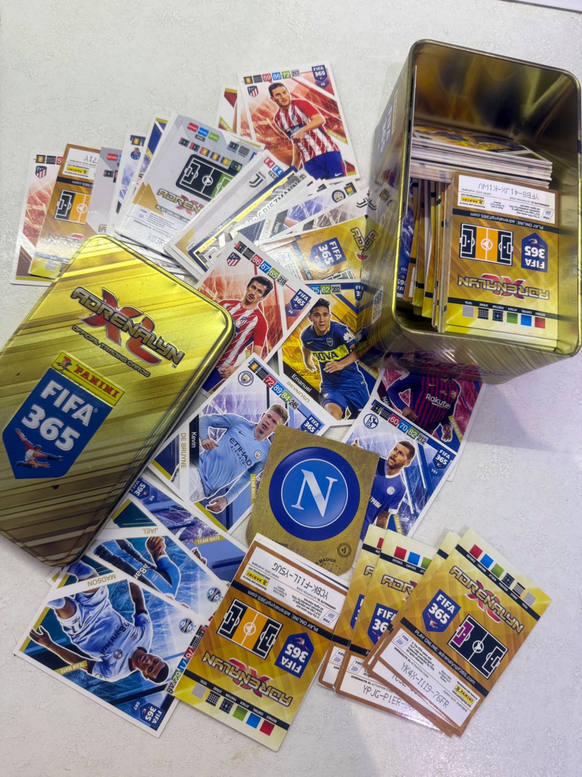 Panini FIFA 365 duża ilość