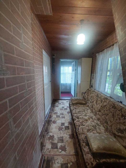 Будинок в дачному кооперативі "Дніпровський залив"[]