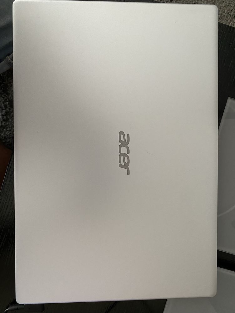 Vendo portatil acer aspire 3 bem estimado