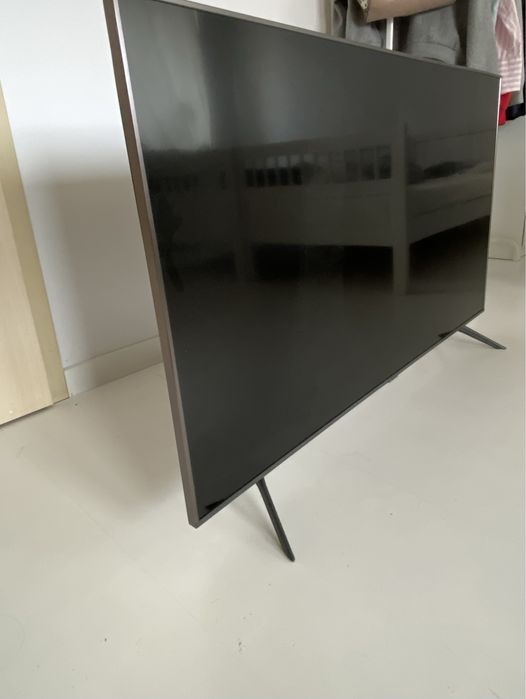 Samsung 65 cali UE65TU7122- 65” 4K UHD Smart TV (Tizen, HDR, Wi-Fi)