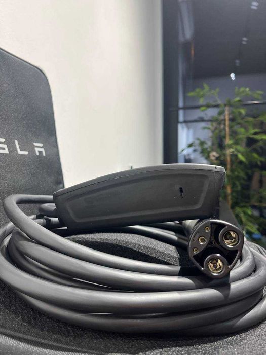 Зарядка Tesla Mobile Connector Gen2 32A/16A |Оригінал |Нова |Гарантія