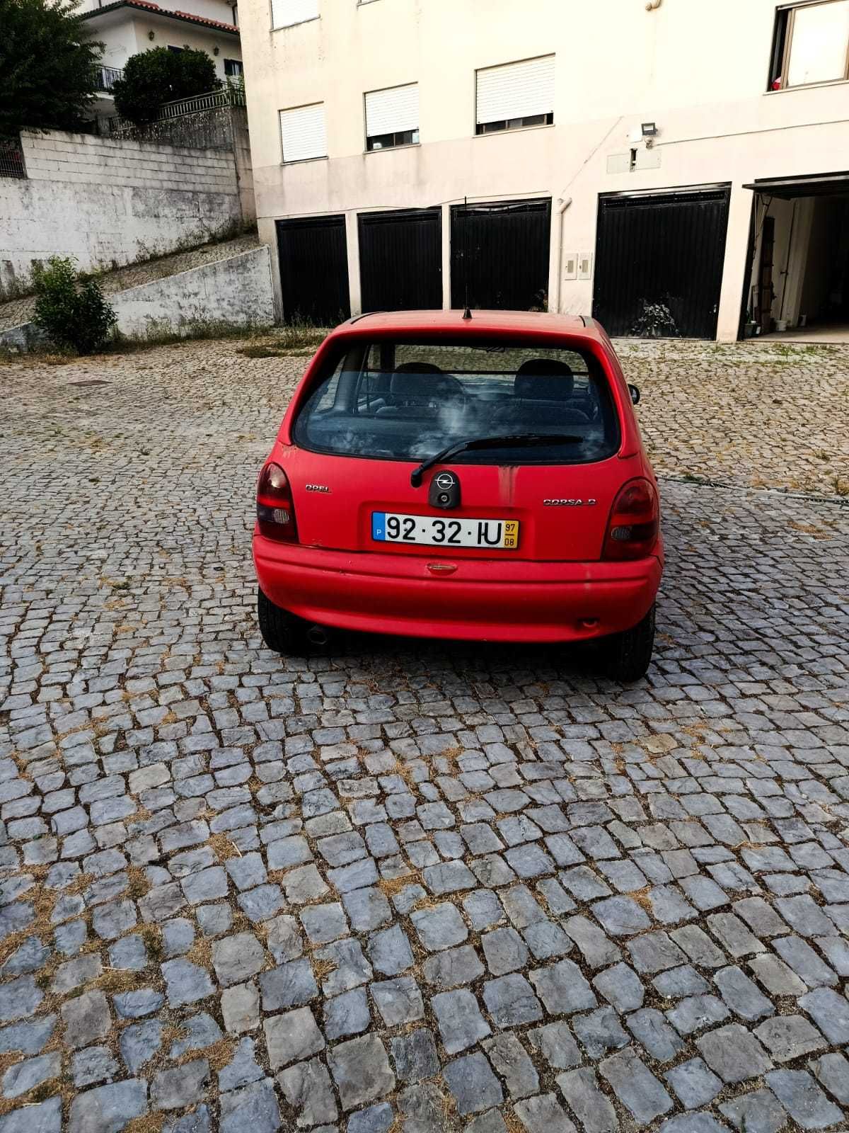 Opel Corsa-B 1.7d - motor Isuzu
