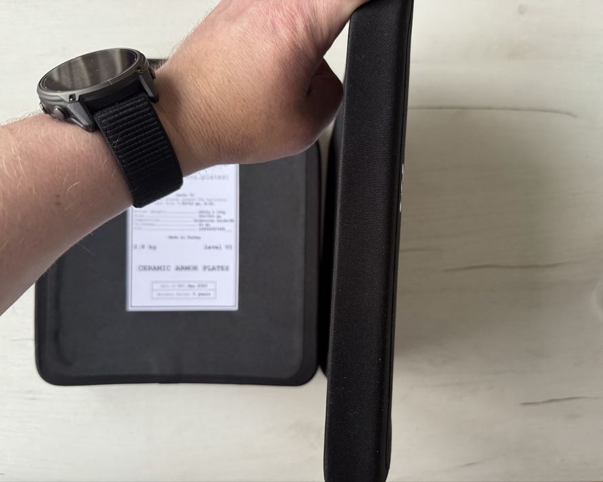 Легкі керамічні пластини 25/30см 6клас захисту ДСТУ. Пара - 9600 грн.