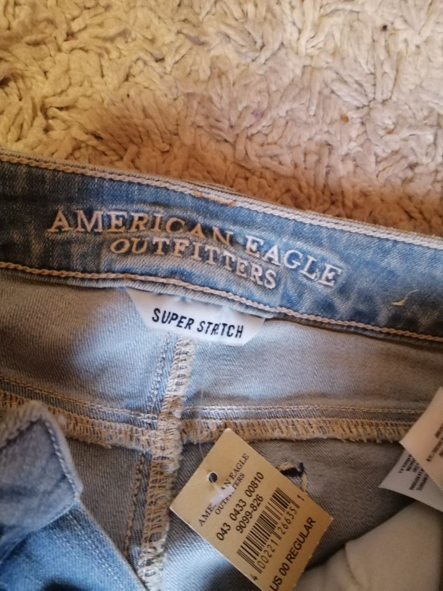 Оригинальные джинсы женские American Eagle