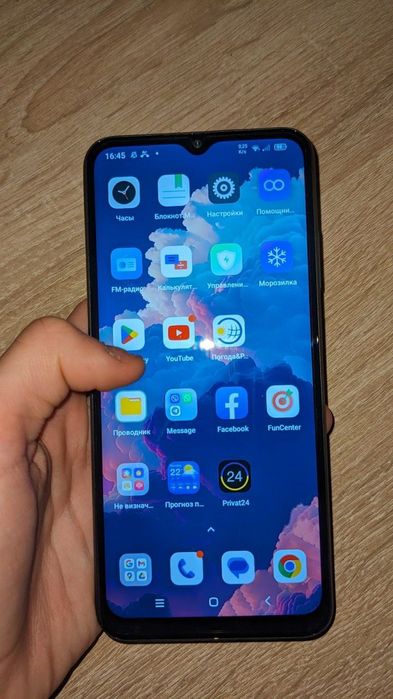 Продам телефон Oscal c80