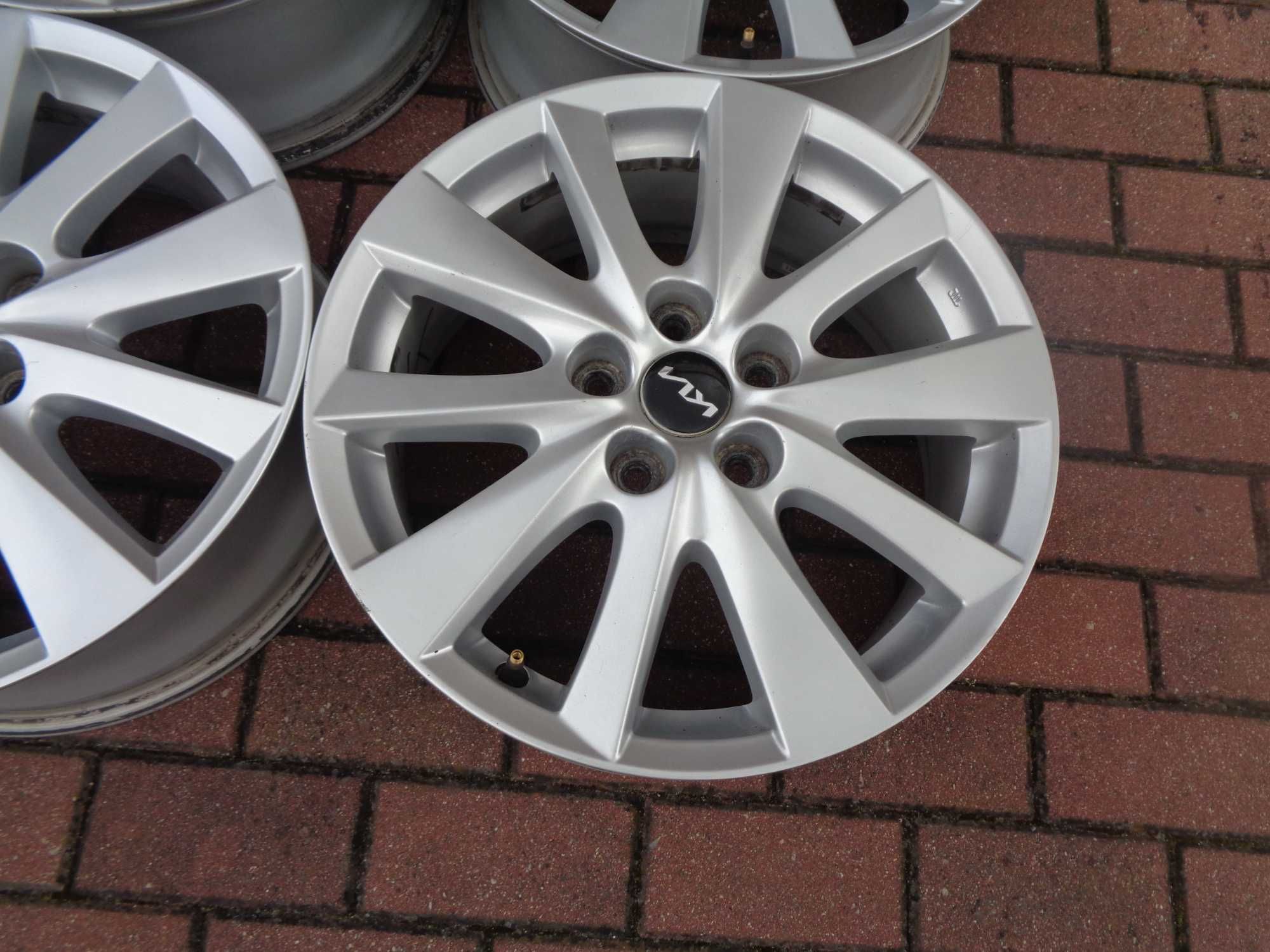 Alufelgi 17 Kia Hyundai I30 I40 IX35 Mazda Mitsubishi 5x114 sr 67,1mm