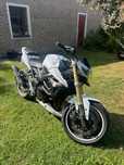 Suzuki GSR Suzuki GSR 750