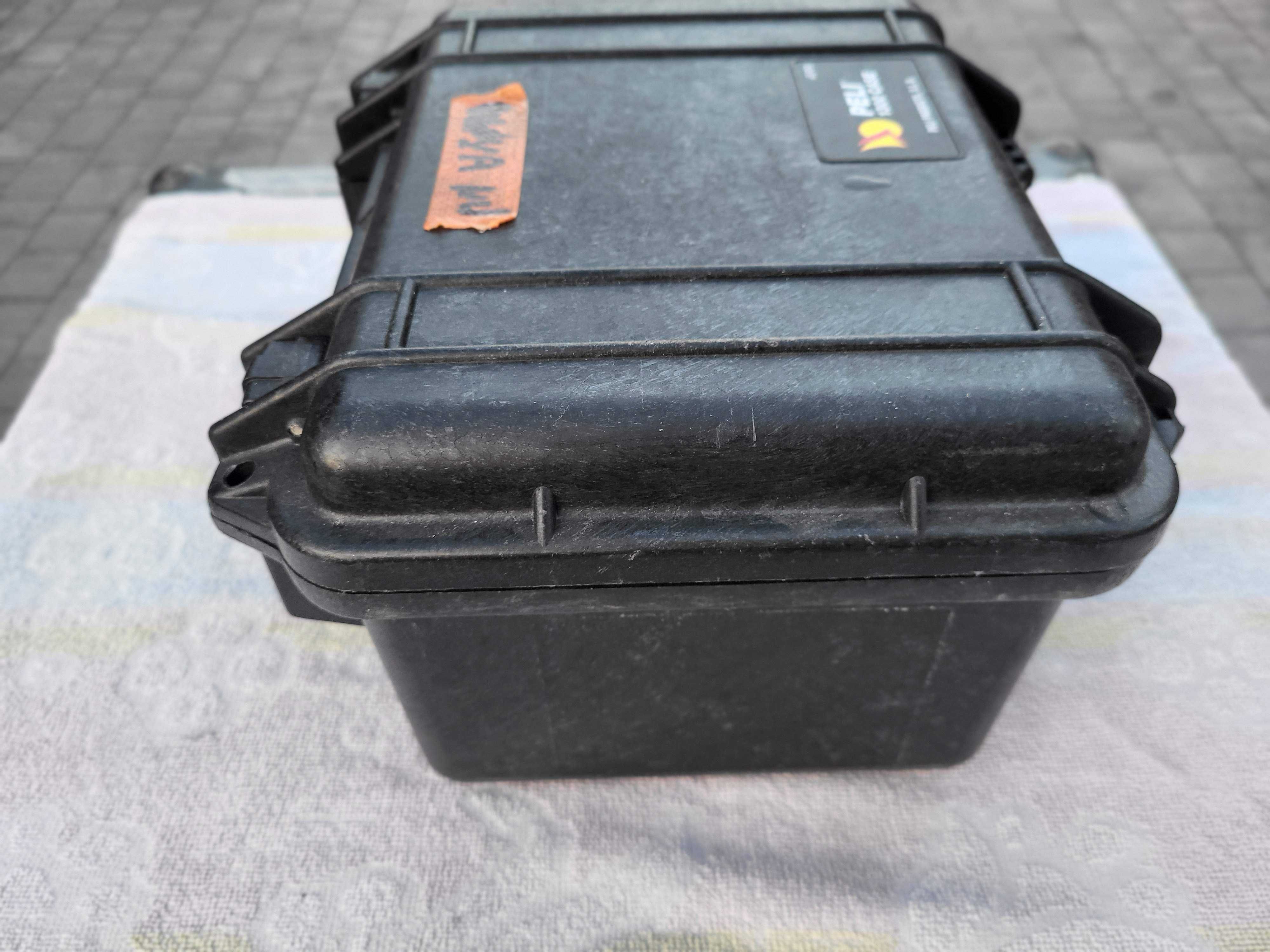 PELI 1300 czarna NOWA PIANKA / black Pelican walizka, FAKTURA  nr2