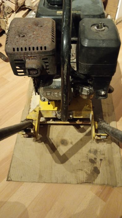 Zagęszczarka spalinowa, zagęszczarka płytowa 70 kg, wibrator płytowy