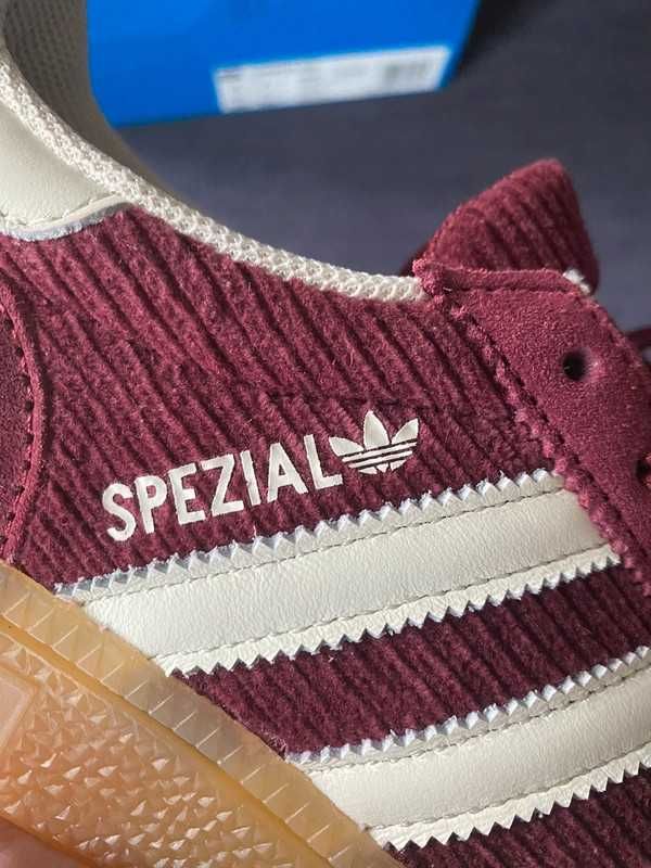 ButyDamskie Adidas Handball_Spezial_Shadow_Red_Uniseks R.37