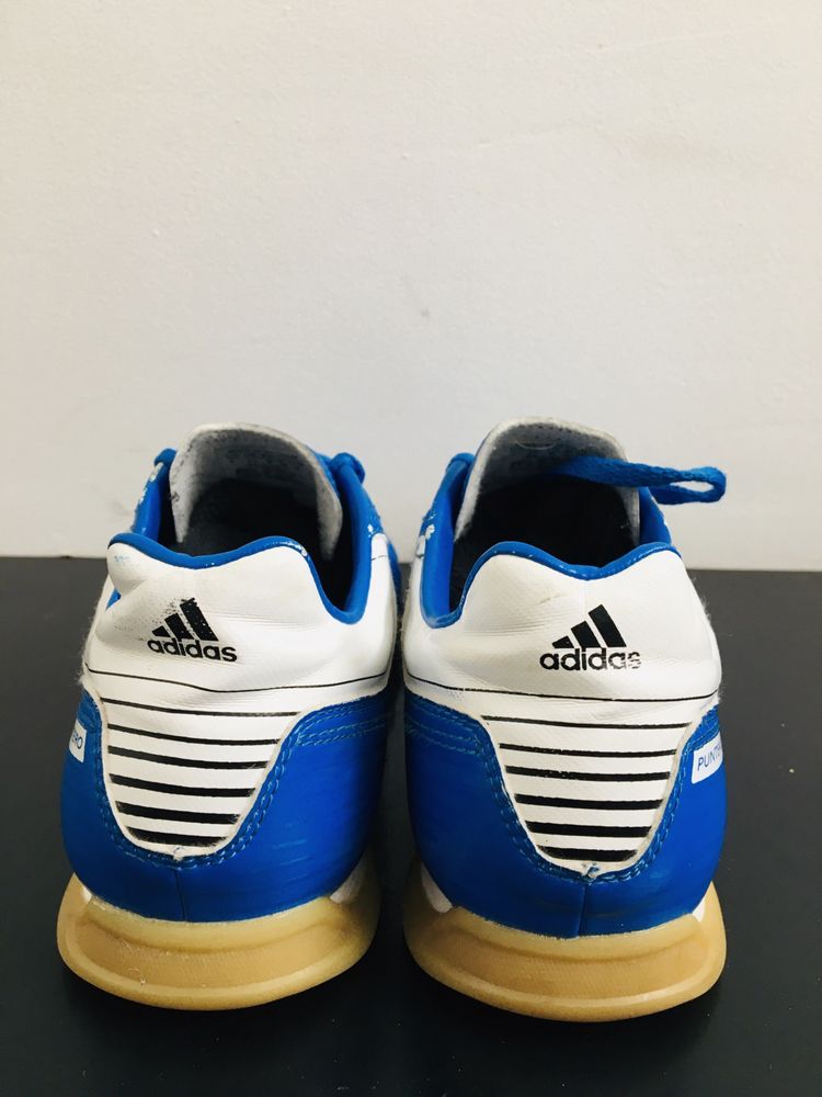 Buty piłkarskie halowe Adidas Puntero r.37 i 1/3