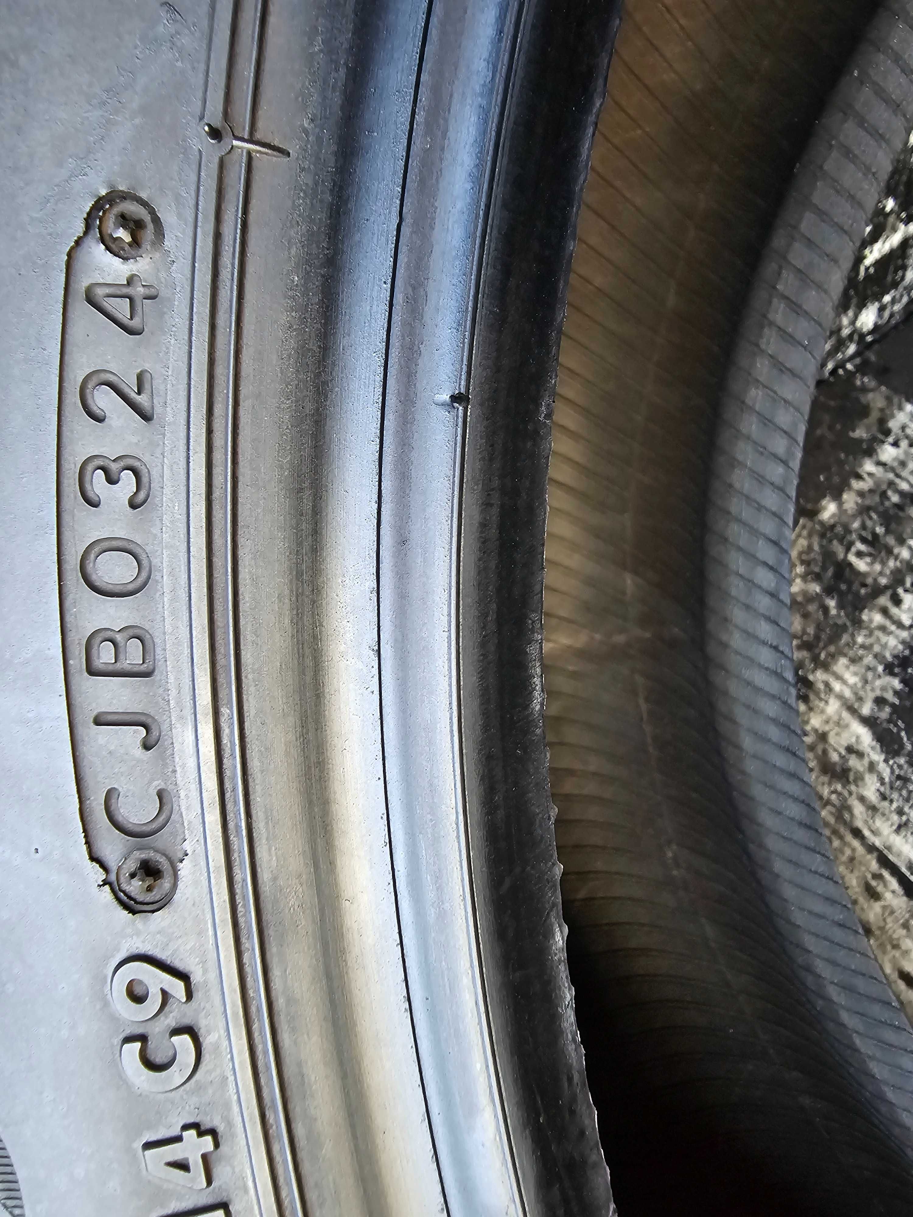 Sprzedam Jak Nowe 2 opony 215/55 18" Bridgestone letnie 95% 2024r