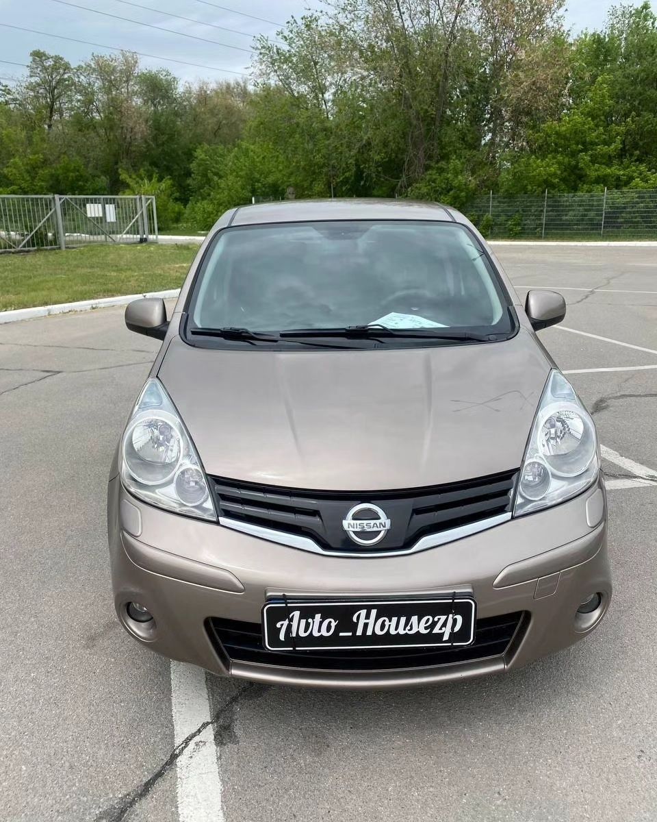 Nissan Note автомат