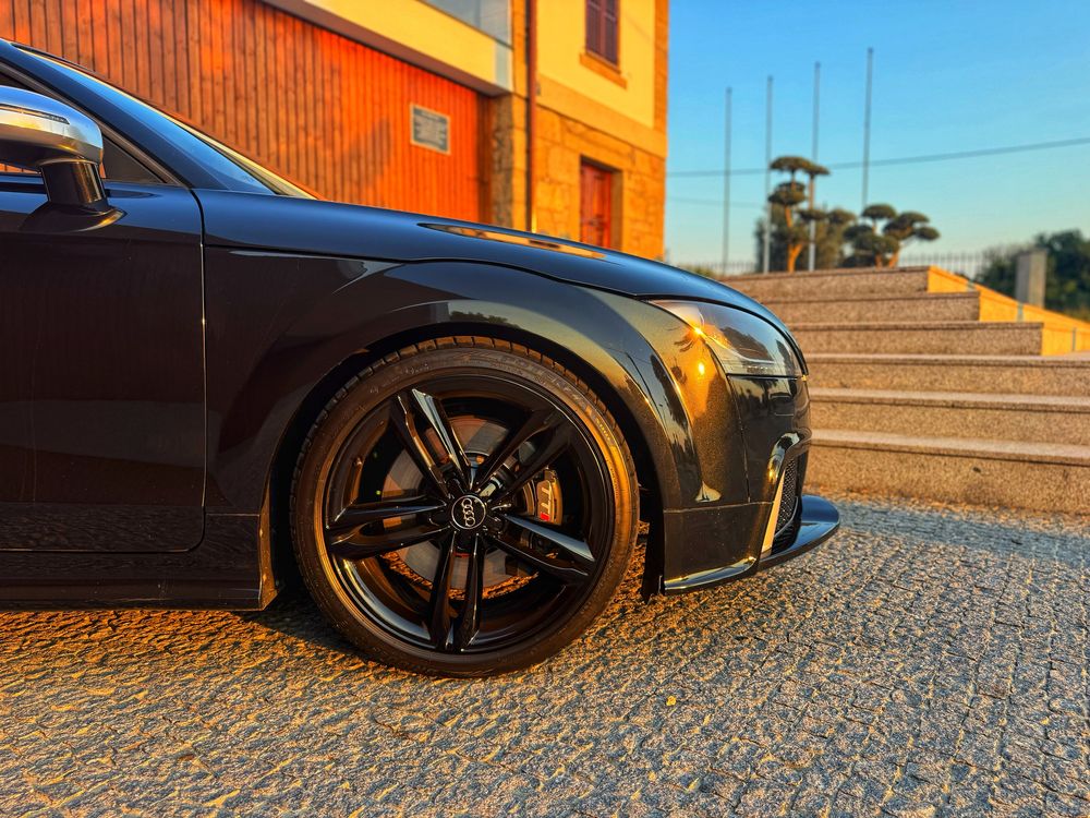 Audi TTS Roadster 2.0 TFSI Quattro 272cv - Desde 337 Mês