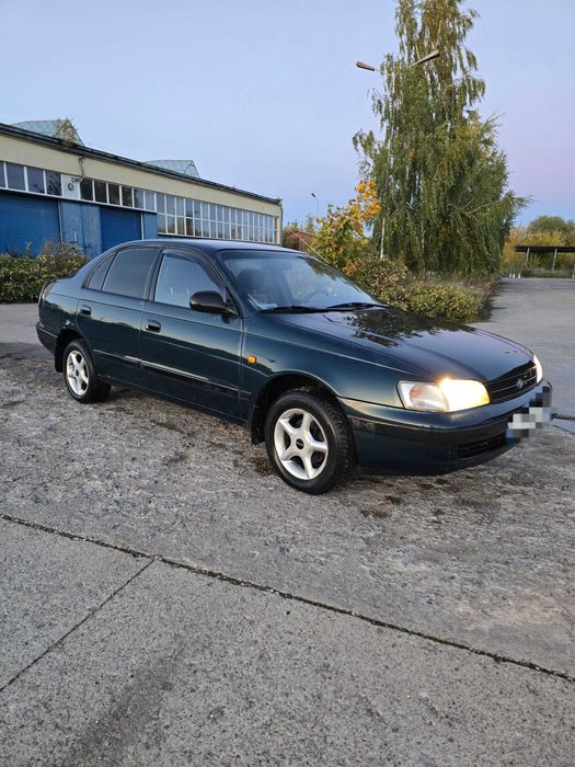 Toyota carina 1.6benzyna 1993r.