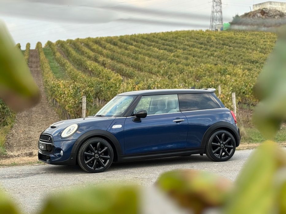 MINI 3 Portas Cooper SD Aut.