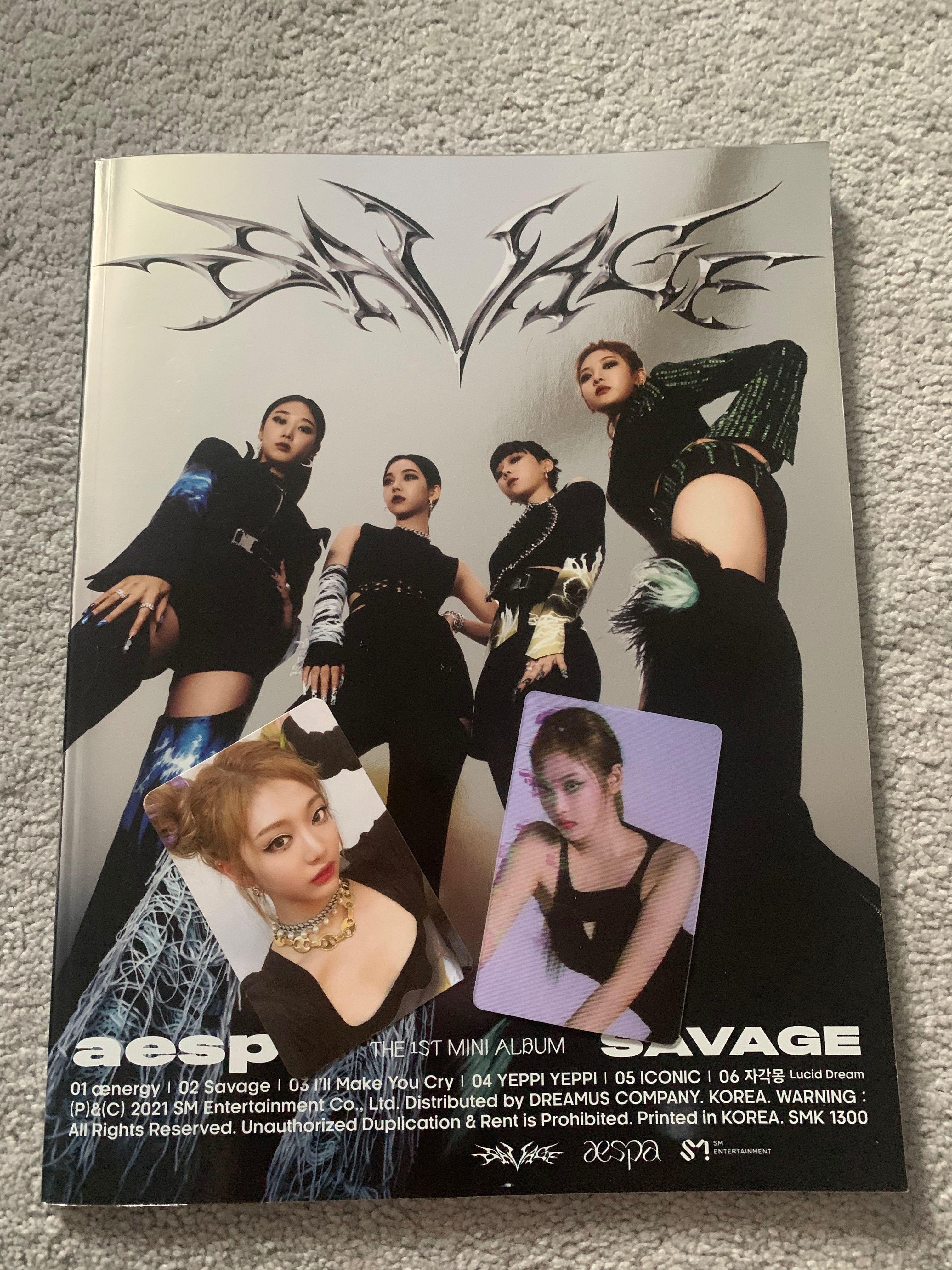 CD Savage Aespa (photobook)