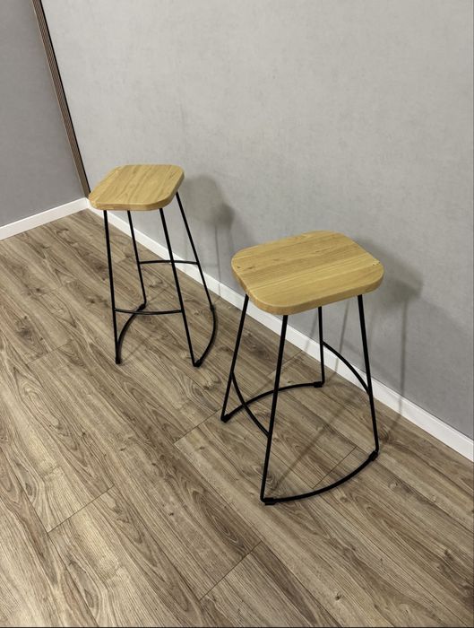 Hokery barowe 75 cm – drewno i metal, nowoczesny design