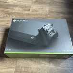 Konsola XBOX ONE X - pad - fifa 18