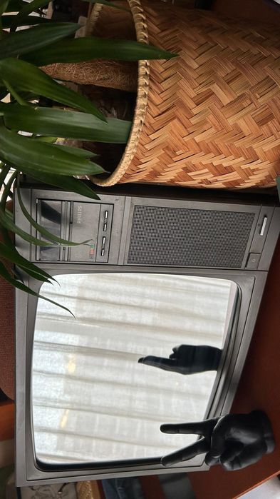 Espelho original / televisor