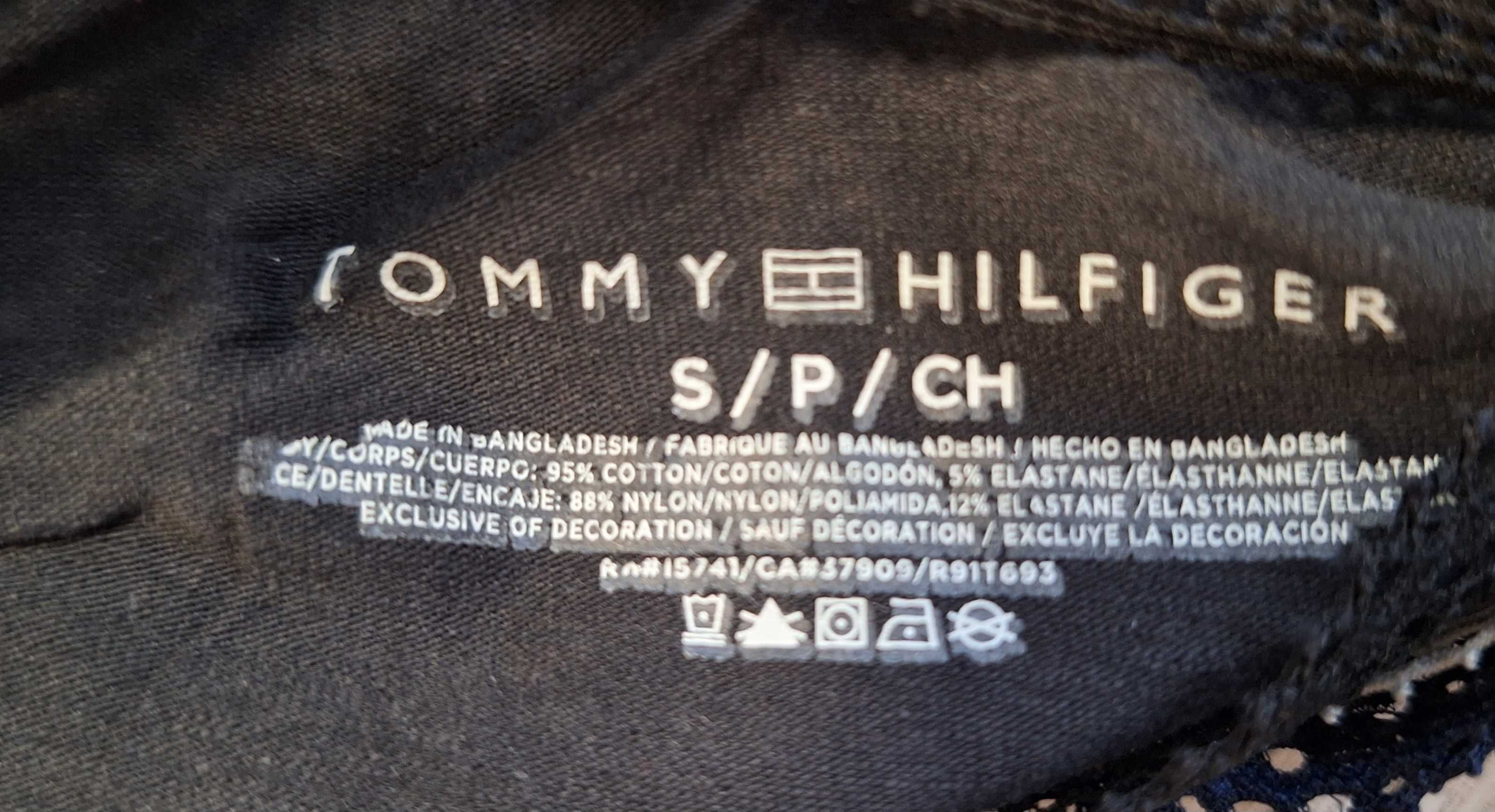 Женские трусы бикини TOMMY HILFIGER. 3 штуки. Размер S, М. Оригинал