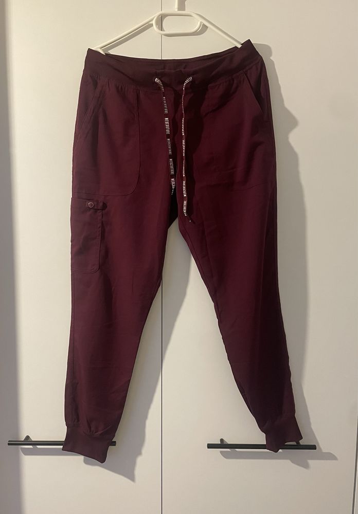 Bluza medyczna S + joggery M (Med Couture)