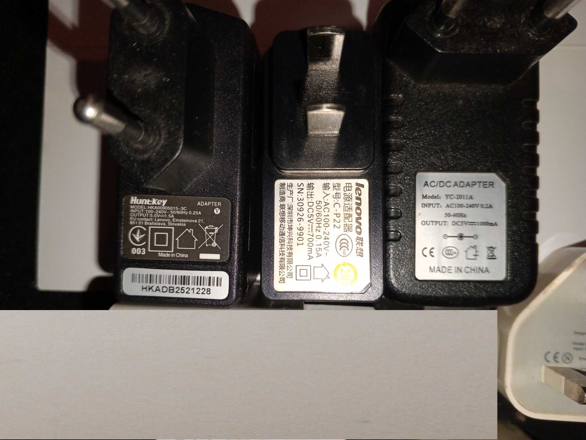 Адаптер, блок питания, зарядка гнездо USB (F) Тип A 5V, 0.5-2.1A
