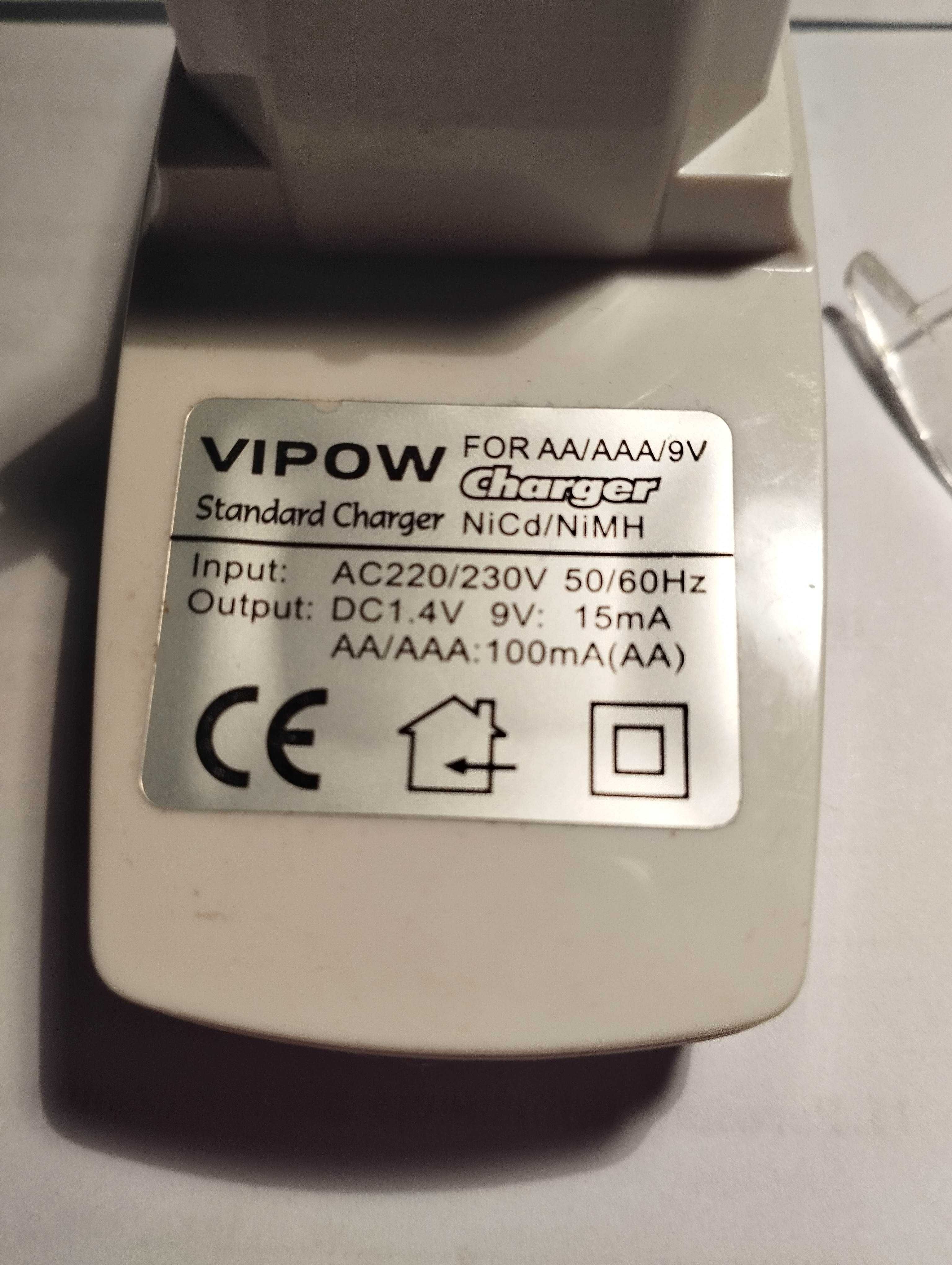 Vipow Charger CR-866 ładowarka baterii