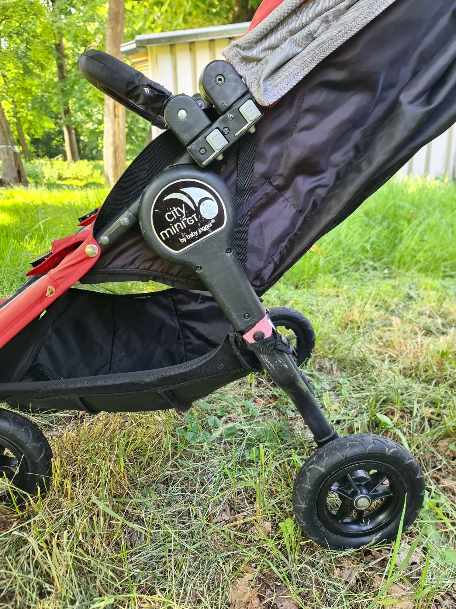 Sprzedam wózek Baby Jogger City Mini GT double