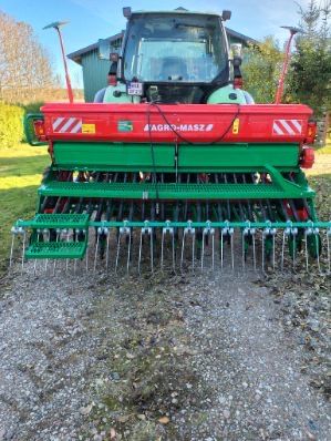 Siewnik marki Agro masz