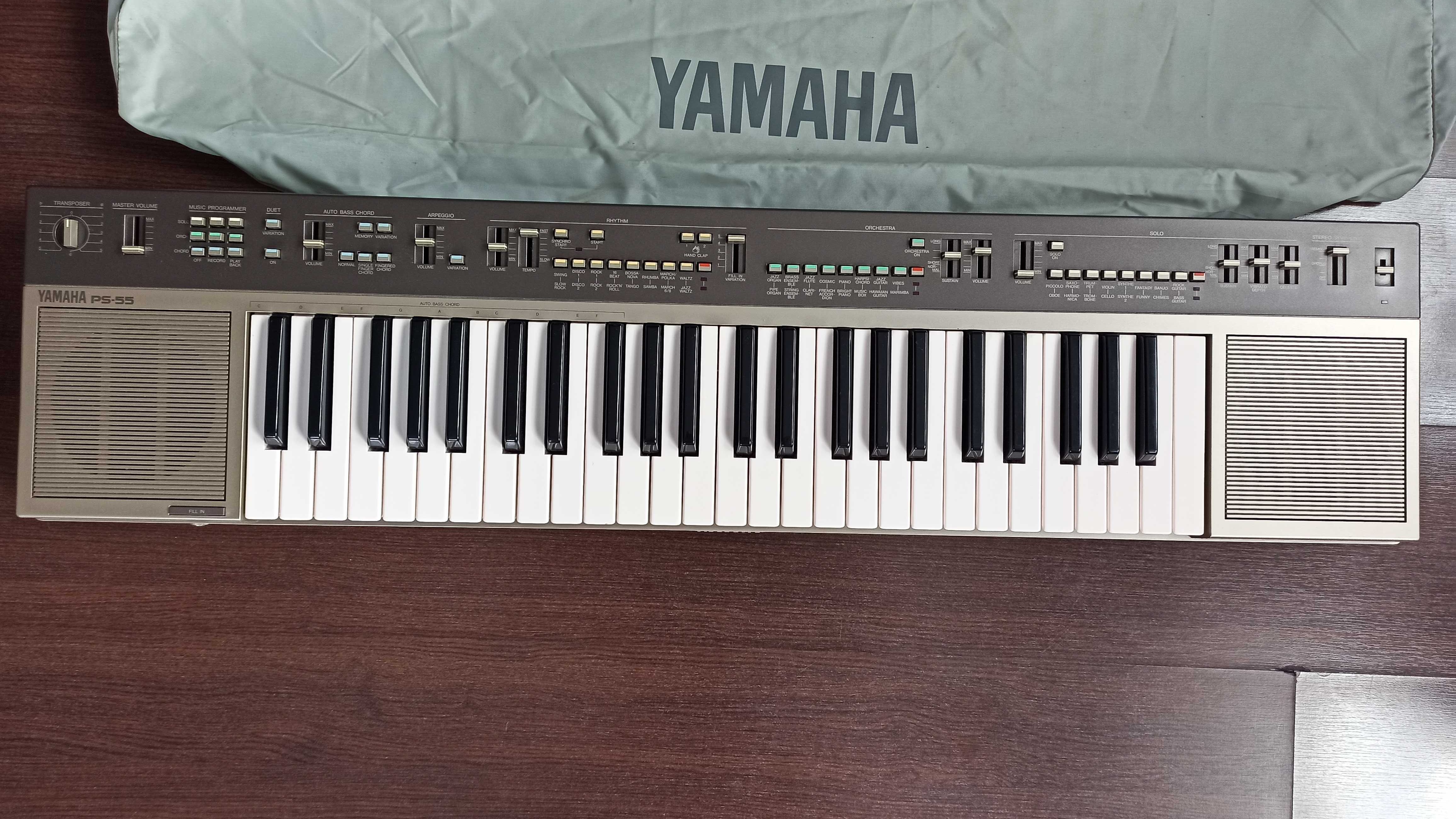 Yamaha PS-55, 80’s keyboard
