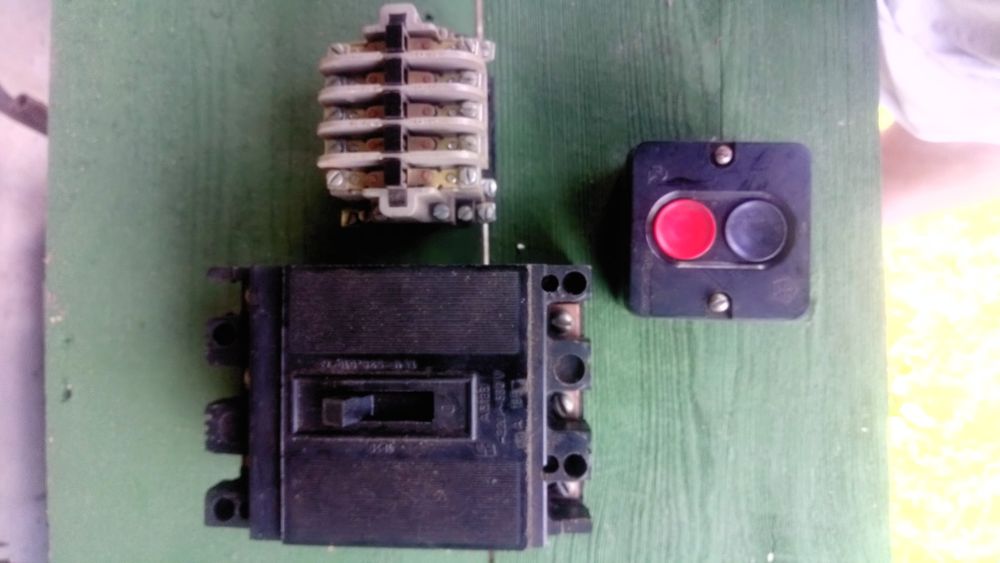 Автомат защити вимикач 380в