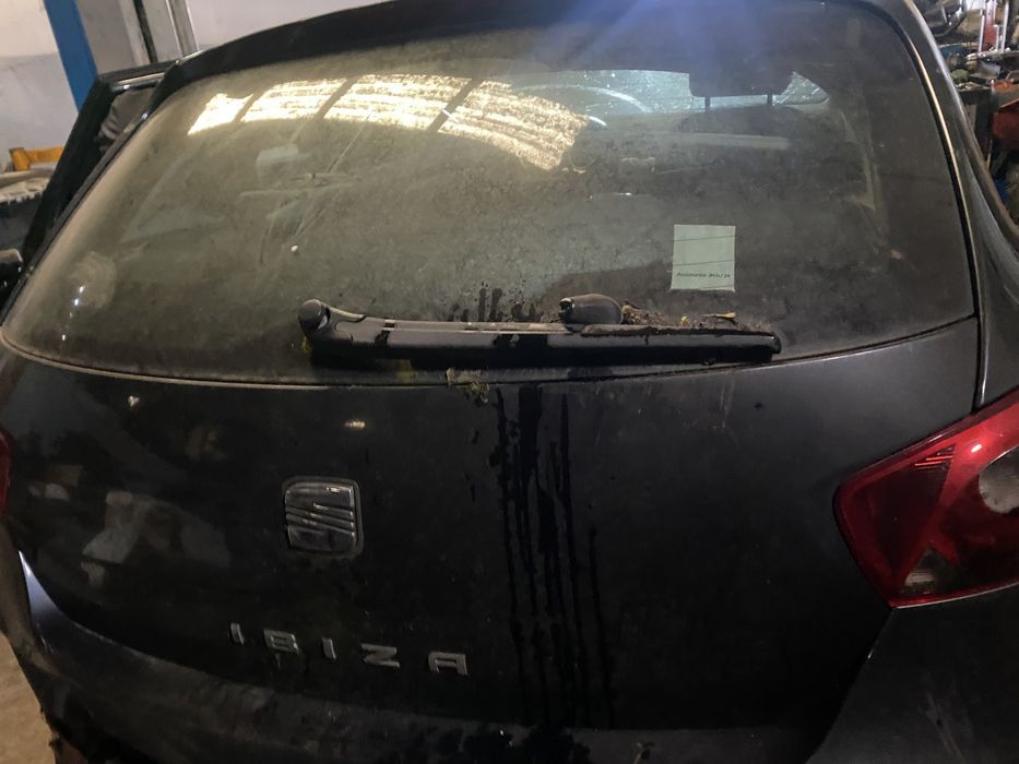 Seat ibiza 6J 1.6 tdi (peças)