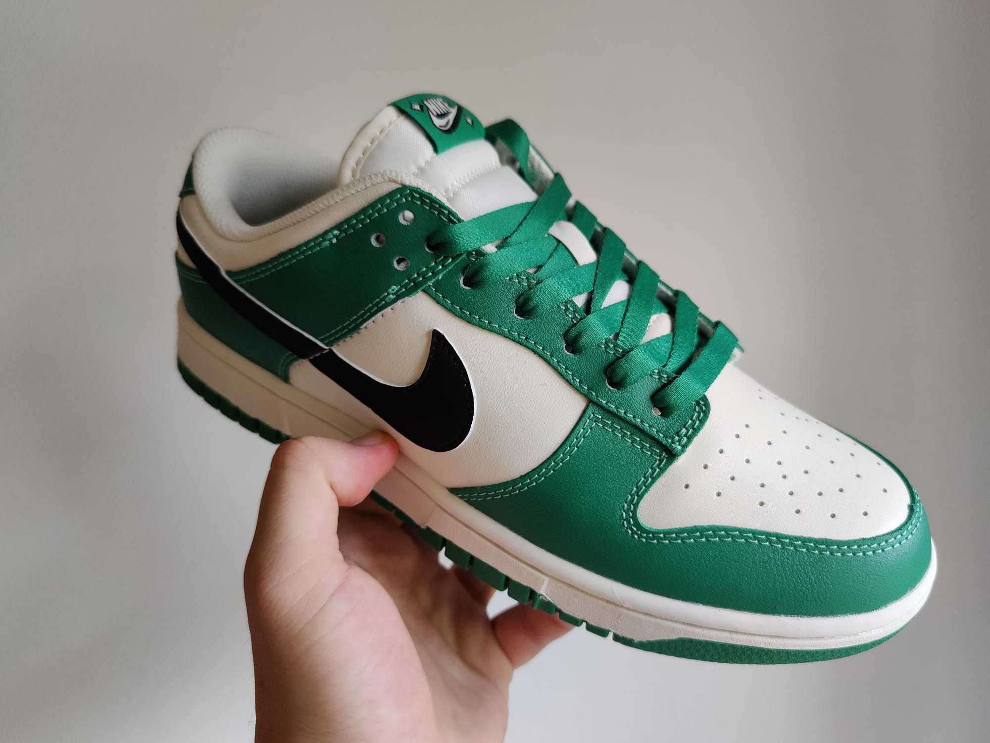 Nike Dunk Low Malachite green