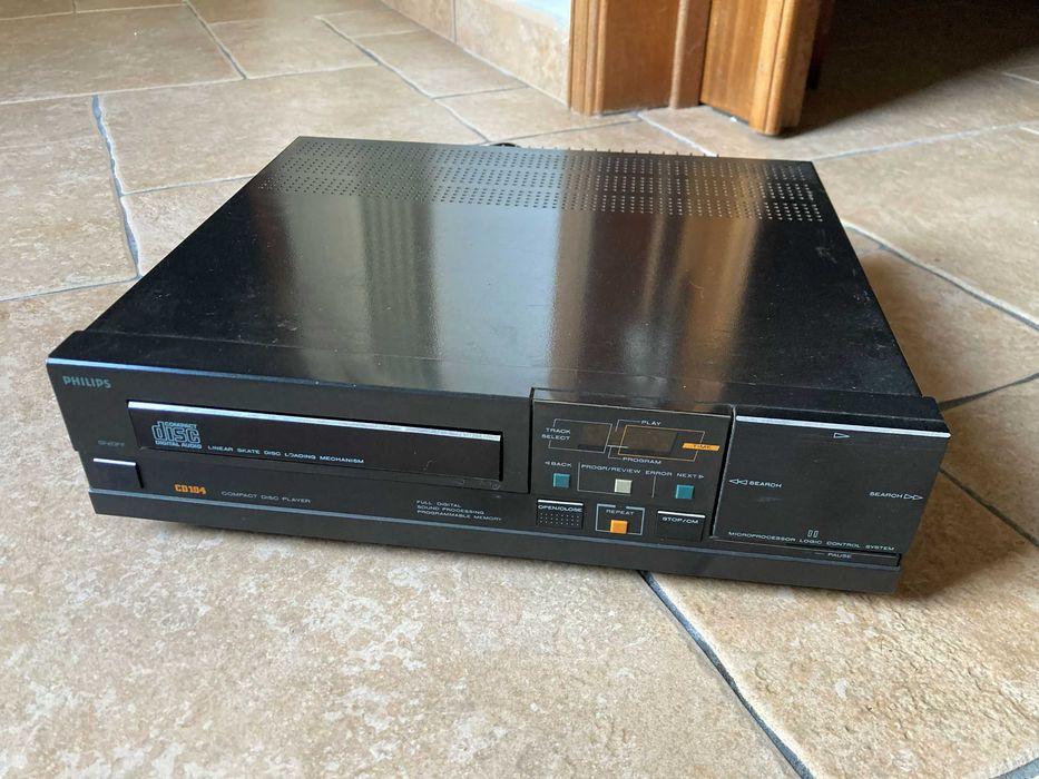Leitor CDs Philips CD104