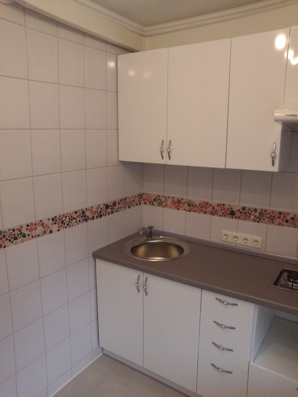 1к-квартира вул. Барки 5, пр. Лобановсьокого, Соломенський р-н.
