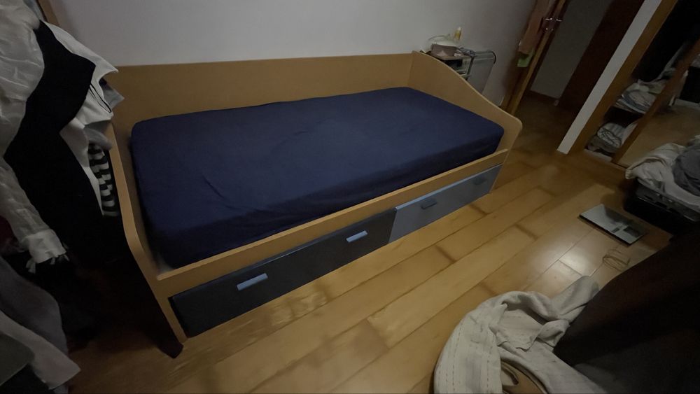 Cama solteiro dupla com gaveta
