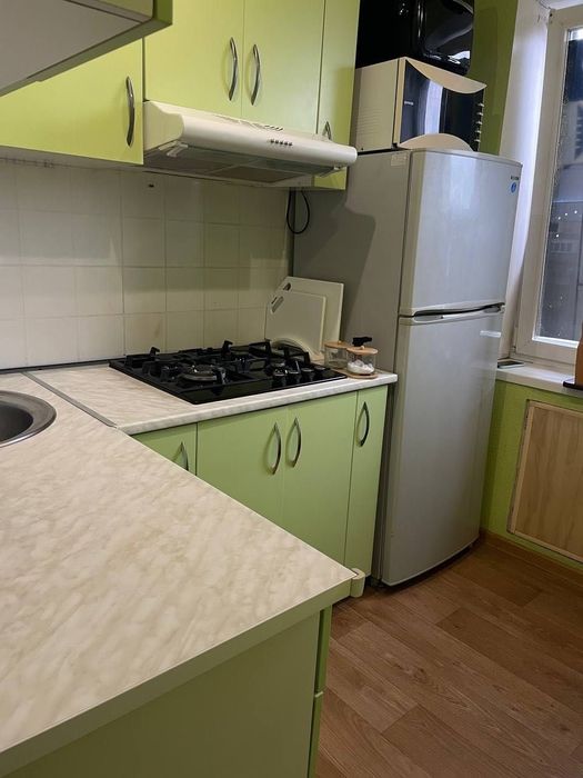 Продам квартиру на Сонячному